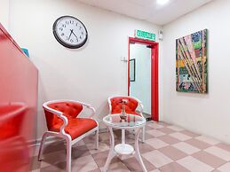 OYO 304 Zero Hour Hotel