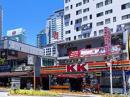 OYO 304 Zero Hour Hotel