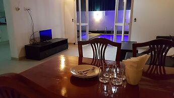 Tripper's Private Villa