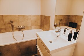 Elite Apartments Nature & Recess