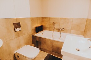 Elite Apartments Nature & Recess