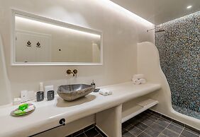 Secret Legend Suites