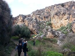 Cuevas Almagruz