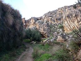 Cuevas Almagruz
