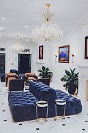 Royal Frenchmen Hotel and Bar