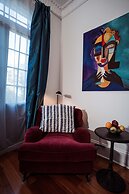 Royal Frenchmen Hotel and Bar