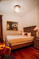 Royal Frenchmen Hotel and Bar