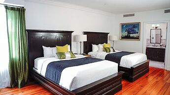 Royal Frenchmen Hotel and Bar