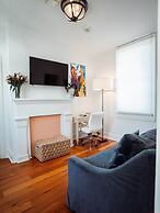 Royal Frenchmen Hotel and Bar