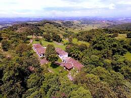 Caviúna Pouso Rural