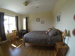 The Fiddle and The Sea B&B