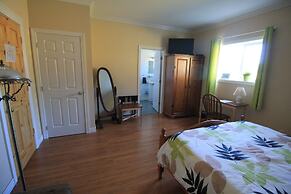 The Fiddle and The Sea B&B