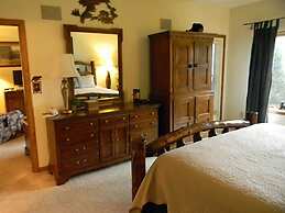 Chetola Premier Condominiums