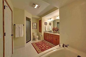 Chetola Premier Condominiums