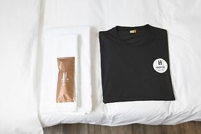 Single Inn Kaohsiung Station Hostel