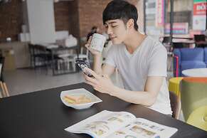 Single Inn Kaohsiung Station Hostel