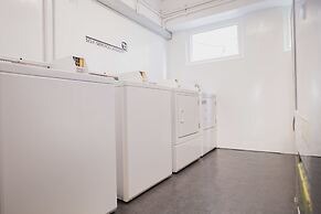 Single Inn Kaohsiung Station Hostel