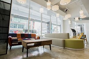 Single Inn Kaohsiung Station Hostel