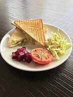 Single Inn Kaohsiung Station Hostel