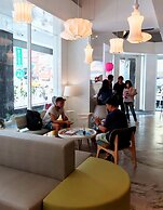 Single Inn Kaohsiung Station Hostel