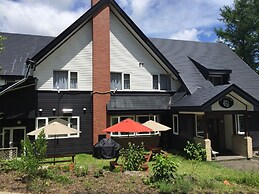 White Rose Inn