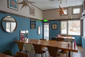 White Rose Inn