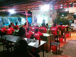 Emok's Guest House - Hostel