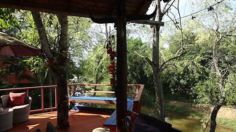 Riverside Homestay