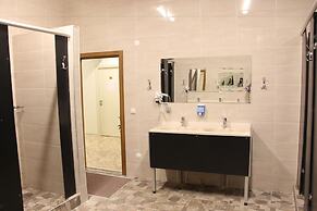 Can Pansiyon Apart - Caters to Men - Hostel