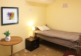 Can Pansiyon Apart - Caters to Men - Hostel