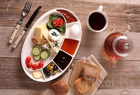 Can Pansiyon Apart - Caters to Men - Hostel