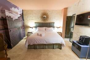 The Vincent Boutique Suites