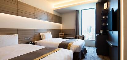 Nippon Seinenkan Hotel