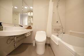 Nippon Seinenkan Hotel