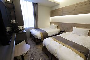 Nippon Seinenkan Hotel