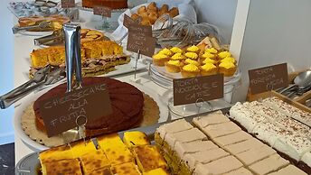 Hotel Houston Suites