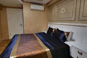 Emirganli Suites