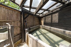 ETAVIA YUFUIN Kinrinko