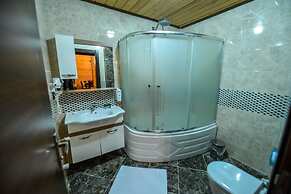 Inanlar Garden Hotel & Bungalow