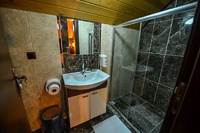 Inanlar Garden Hotel & Bungalow