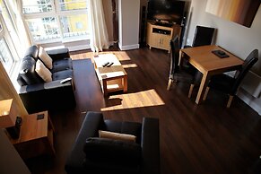 Skyline Plaza by Viridian Apartments