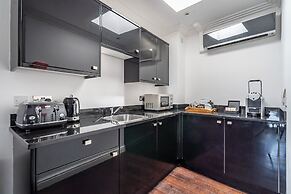 Strozzi Palace Suites by Mansley