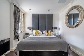 Strozzi Palace Suites by Mansley