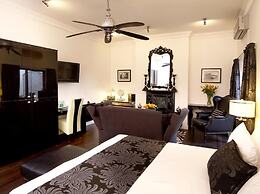 Strozzi Palace Suites by Mansley