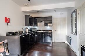 Strozzi Palace Suites by Mansley