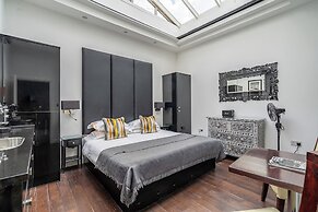 Strozzi Palace Suites by Mansley
