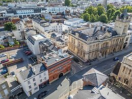 Strozzi Palace Suites by Mansley