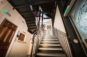 Strozzi Palace Suites by Mansley