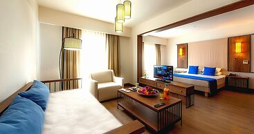 Liv Hotel By Bellazure