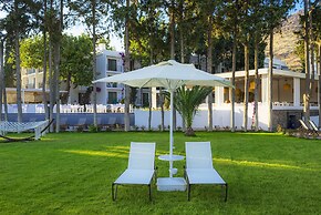 Liv Hotel By Bellazure